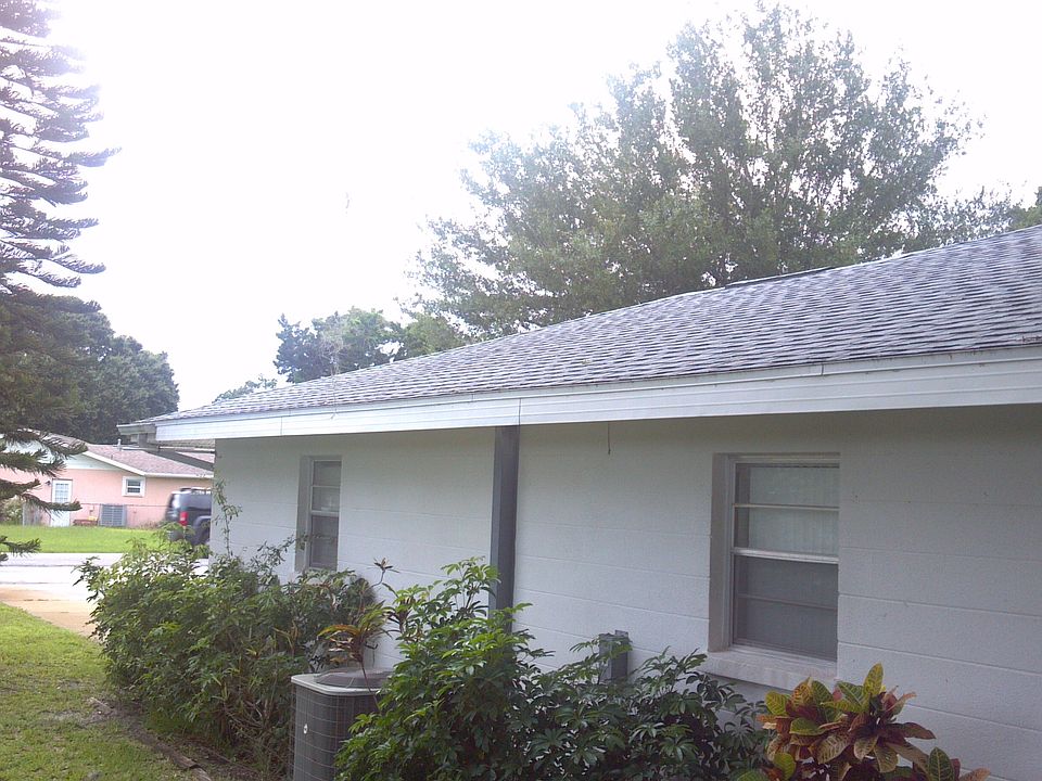 2nd image of 316 Sally Lee Dr