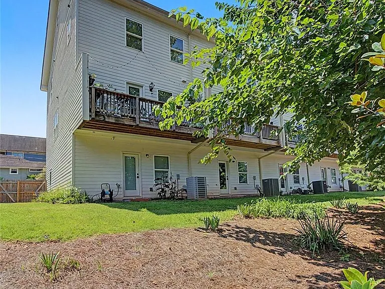 1196 Wylie St SE — Photo 30