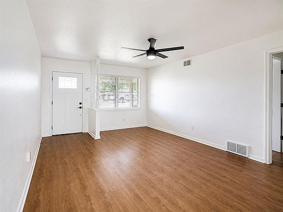 3rd image of 2836 SW 77th St