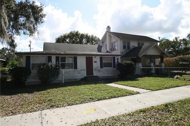 2nd image of 224 Avenue A NE