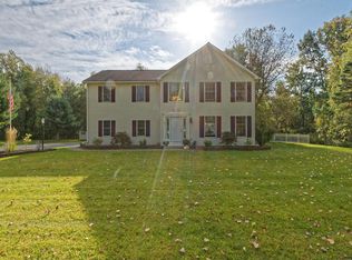 32 Spring Landing Blvd, Wynantskill, NY 12198