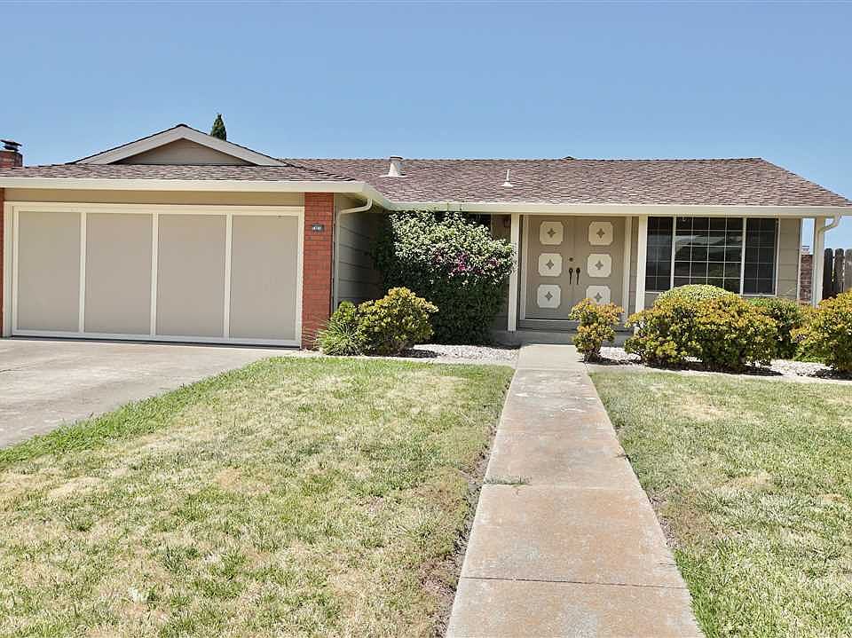 1st image of 4741 Darlene Ct