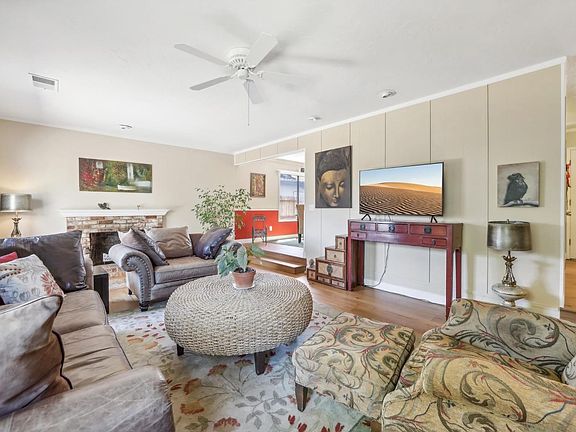 5th image of 1542 Bucknell Court