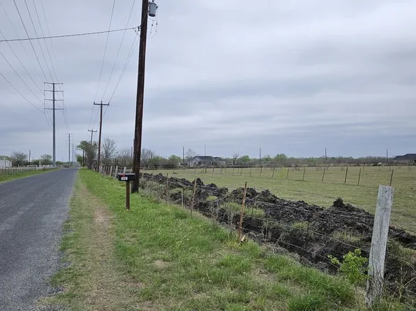 110 County Road 6710 TRact A LOT 9, Natalia, TX 78059