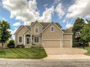 4937 W 162nd St, Overland Park, KS 66085