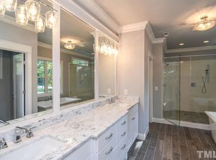 320 Northwood Dr, Raleigh, NC 27609