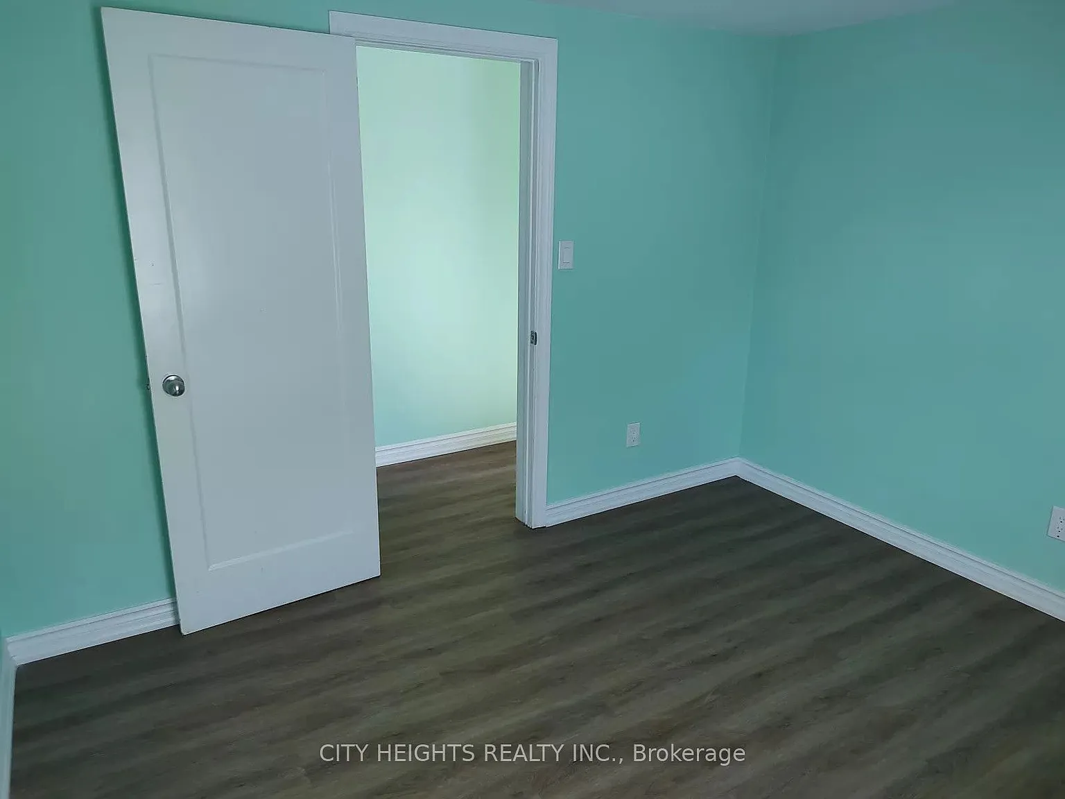 3 bed, $2,500 — Photo 3