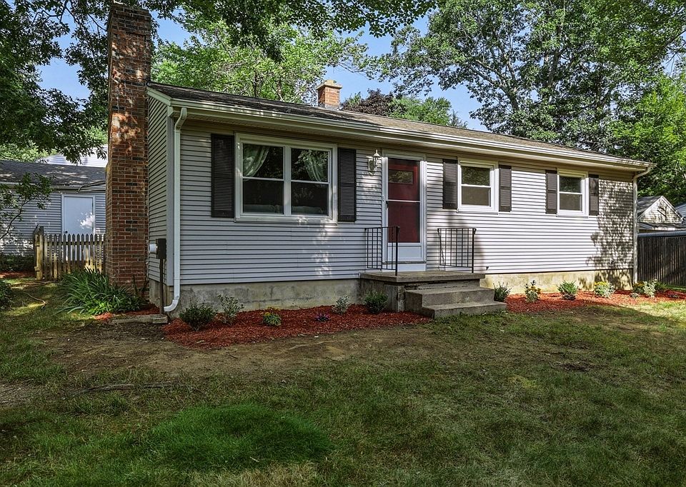 1st image of 64 Tioga St