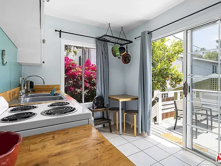 2105 Echo Park Ave #3/4 — Photo 8