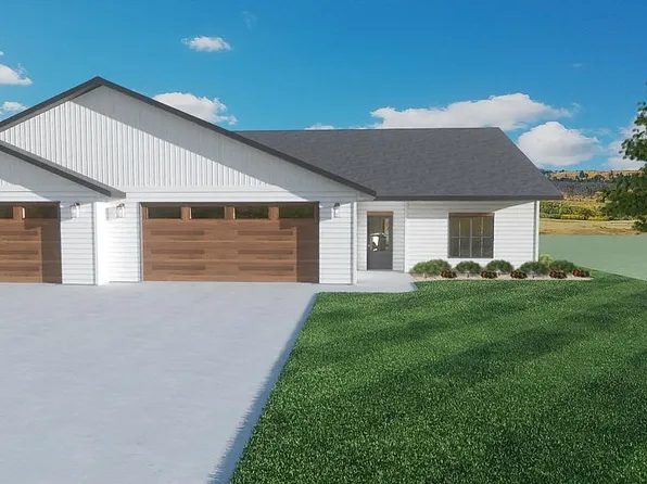 907 Saint Marys St NE, Sleepy Eye, MN 56085