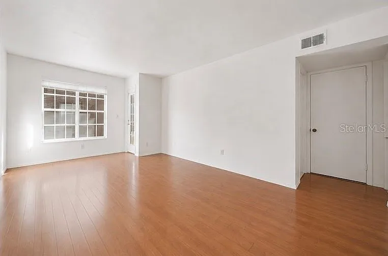 10200 Gandy Blvd N #714 — Photo 2