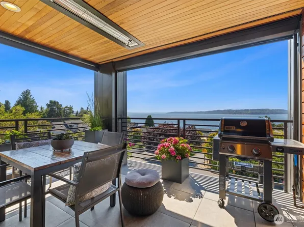 23840 7th Avenue S #A102, Des Moines, WA 98198