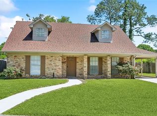 3738 Somerset Dr, New Orleans, LA 70131