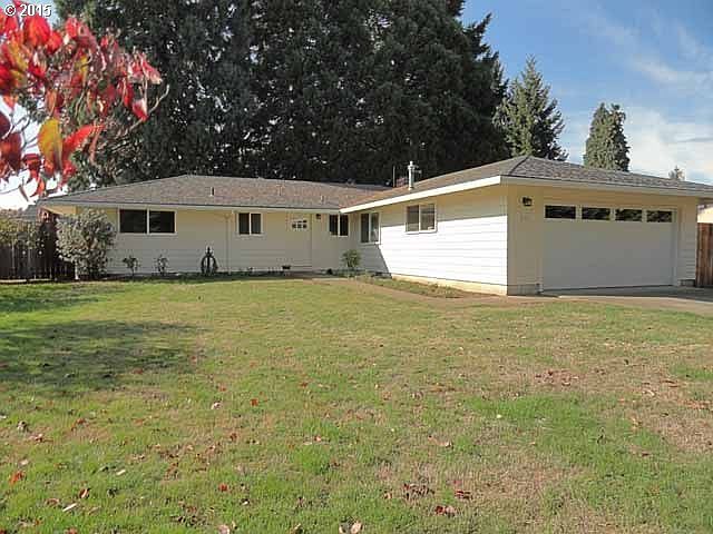 1st image of 217 SE 39th Ave