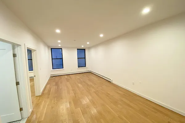 Rented by Maz Group NY | media 8