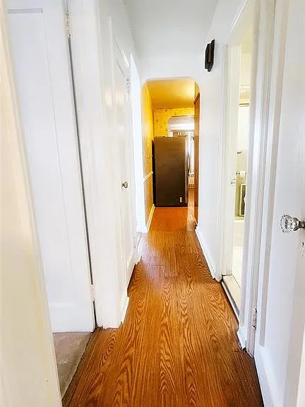 664 Remsen Ave — Photo 23