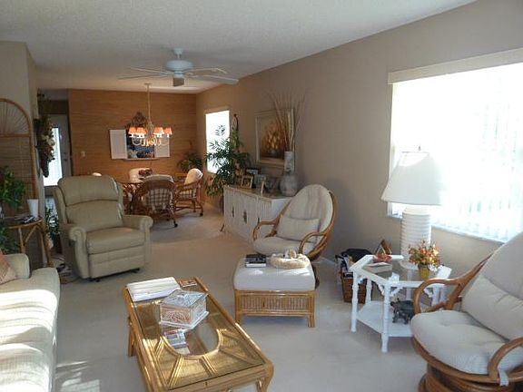 4th image of 63 Woodland Dr