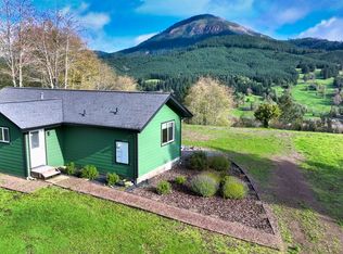 17561 Gardner Ridge Rd, Brookings, OR 97415