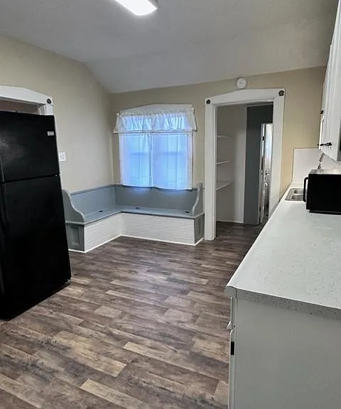 1391 SW Brown St — Photo 15