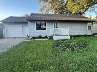 603 W Roosevelt St, Harvard, IL 60033