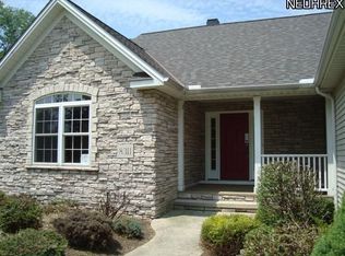 8311 Johnnycake Ridge Rd, Mentor, OH 44060