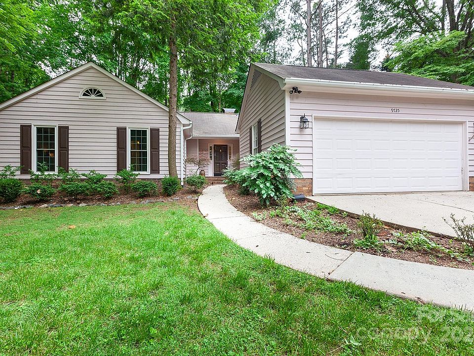 1st image of 9725 Cloverwood Ct