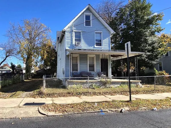 420 N 36th St, Pennsauken, NJ 08110