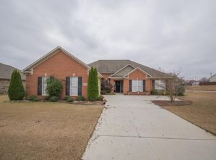 14524 Eva Cir, Athens, AL 35613