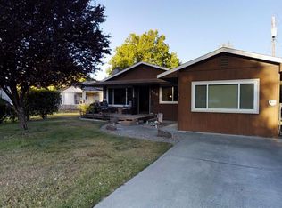 916 SW Oak St, Grants Pass, OR 97526