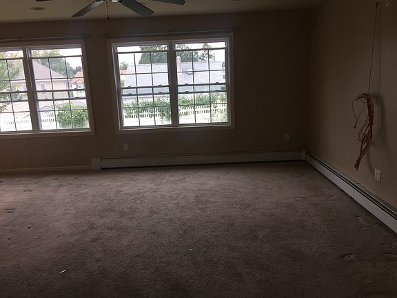 Additional Living Room