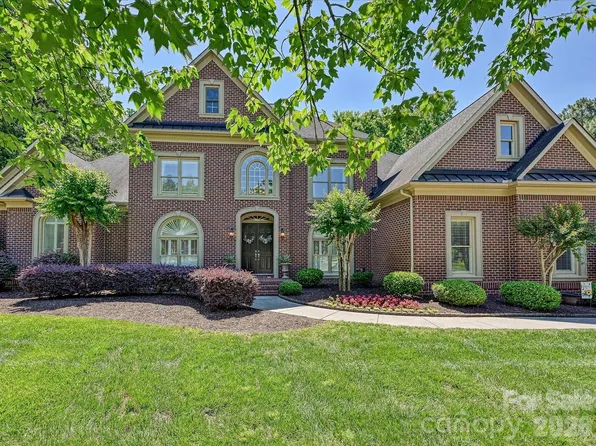 17146 Harcombe Dr, Charlotte, NC 28277