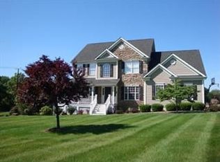 1 Hunters Way, Andover, NJ 07821