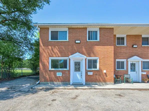 48 Windom Rd #L, Kitchener, ON N2A 2P4