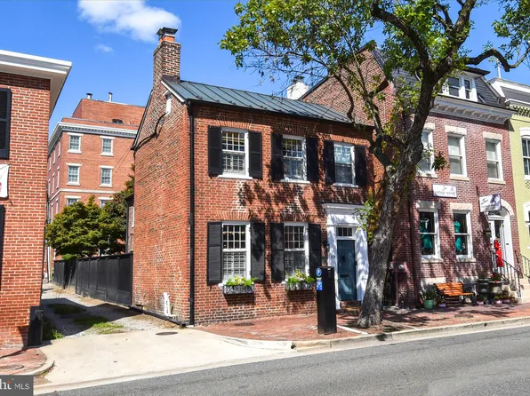 119 S Columbus St, Alexandria, VA 22314