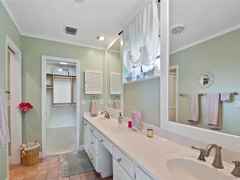 16220 SW 88th Ave — Photo 11