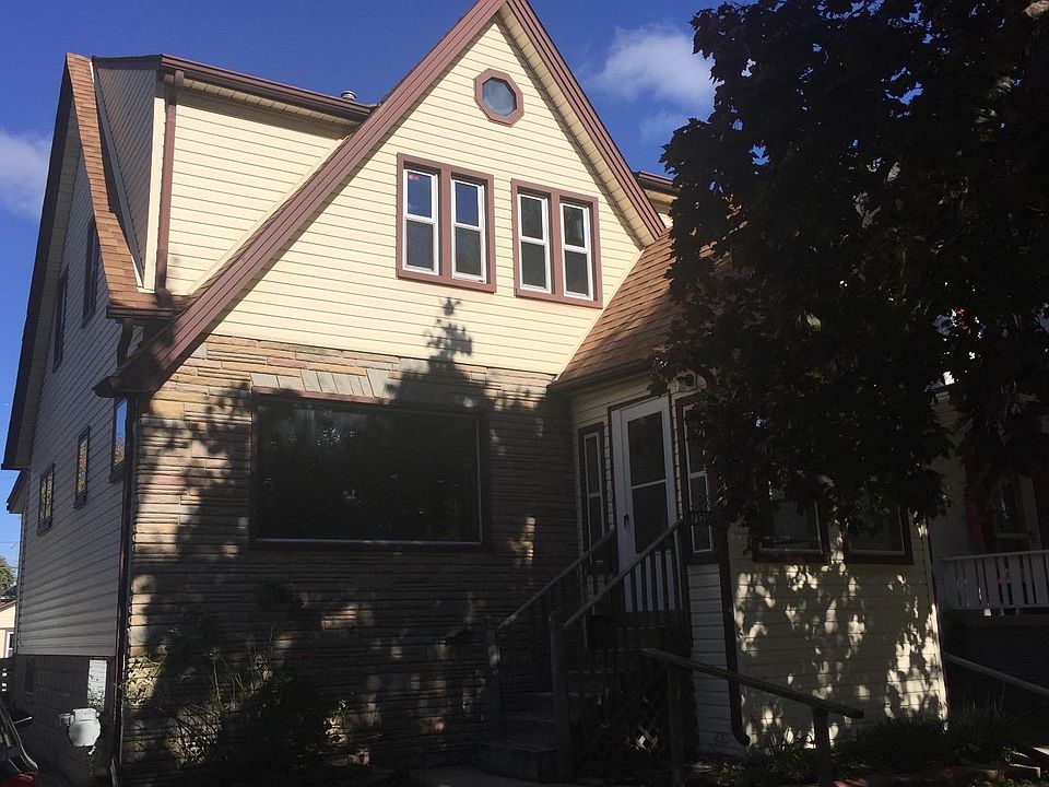 1st image of 720 Plum St