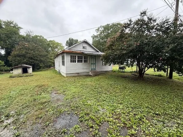 170 Zeb St, Salisbury, NC 28144