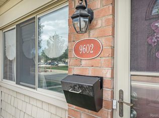 9602 Cornell Rd, Taylor, MI 48180