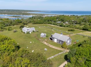 23 Flanders Ln, Chilmark, MA 02535