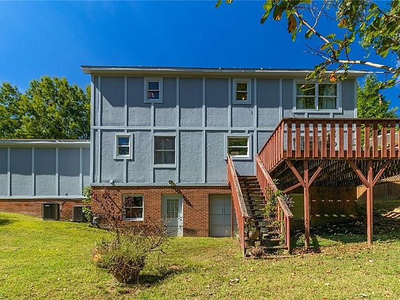 4th image of 1209 Shalimar Dr