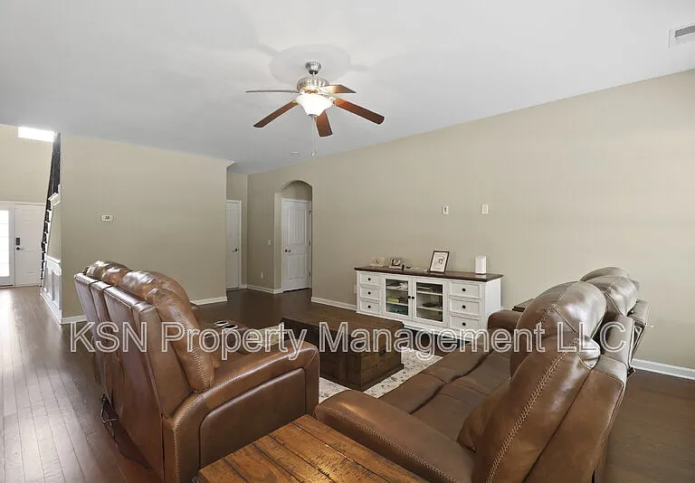 144 Tahoe Dr — Photo 17