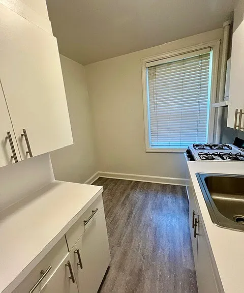 1 Larchmont Ave #514D — Photo 4