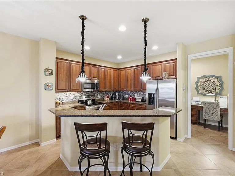 8986 Cambria Cir #2204 — Photo 8