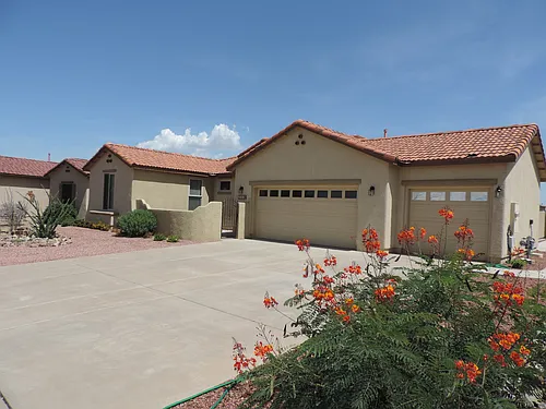 2134 Prairie Grass Dr Photo 1