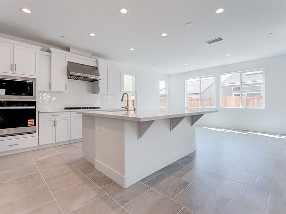 870 Peters Road South Artisan at Riverstone by Trumark Homes Davis Plan