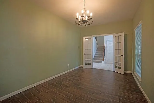 4 bed, 2.5 bath, 2665 sqft, $2,480 — Photo 3