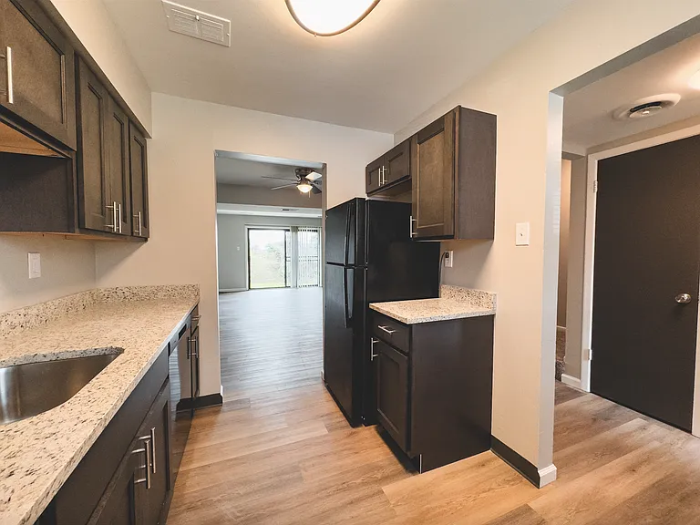 Riverwind at Chatham Park Drive — Photo 23