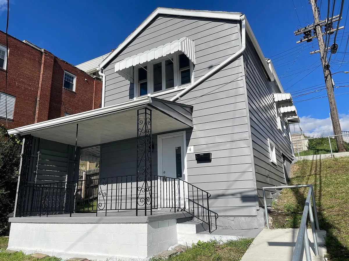 Building Photo - 4 Copperfield Ave