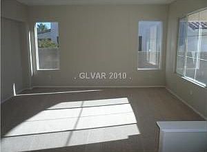 2nd image of 1402 Stable Glen Dr