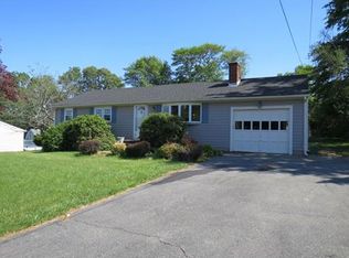 44 Roosevelt Dr, Bristol, RI 02809
